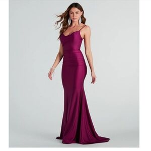 Windsor • Plum Pink Reagan Formal Satin Low Back Mermaid Dress • Size S • NWT